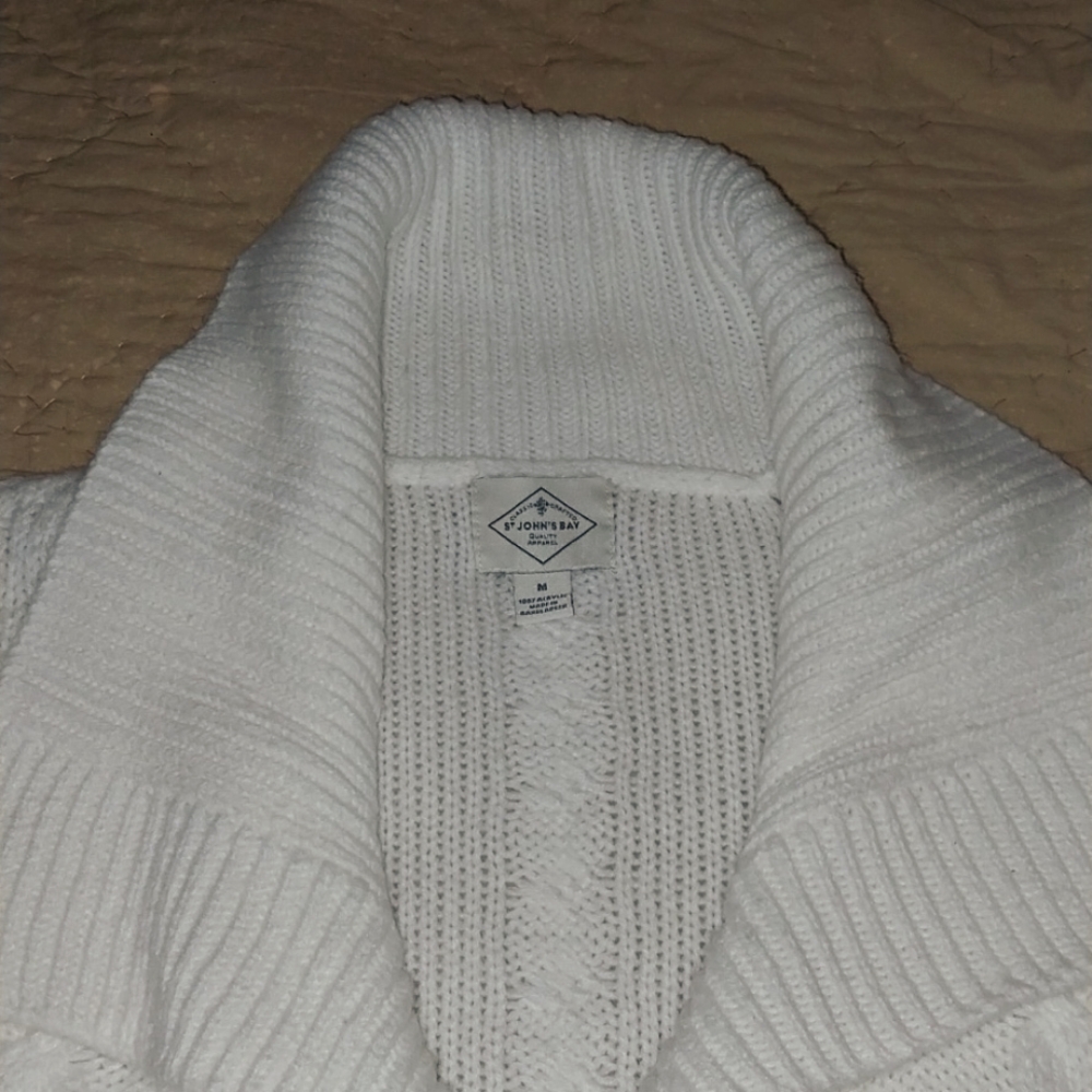 Sweater - Picture 2 of 3